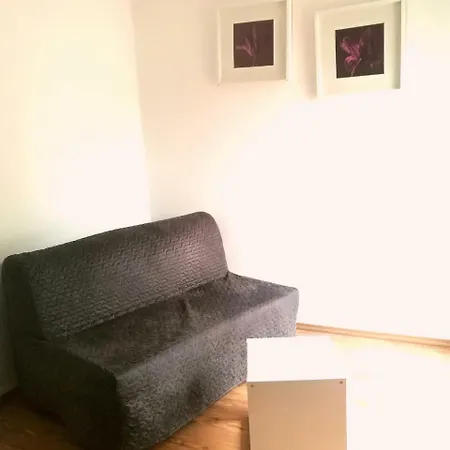 Fewo Laubegast Apartman